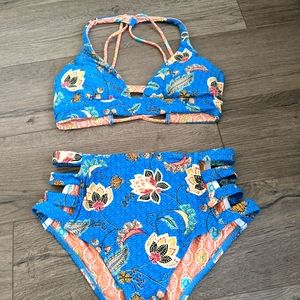 3-piece swimsuit size S